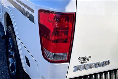 2012 Nissan Titan SV