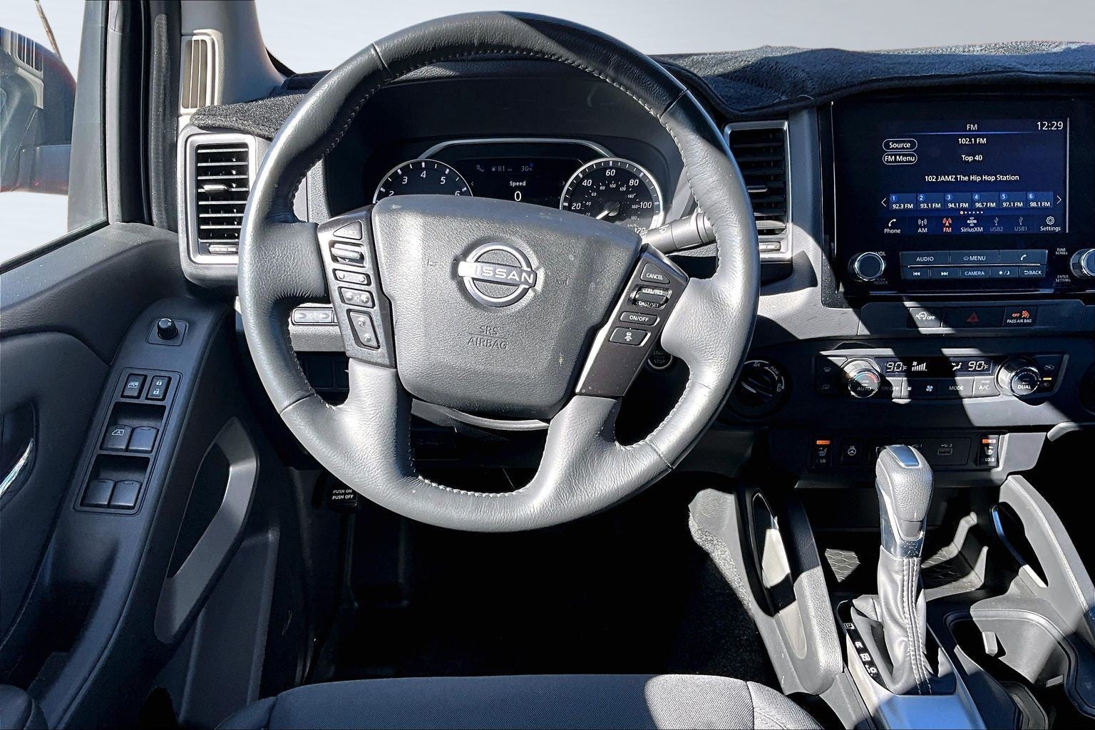 2024 Nissan Frontier SV