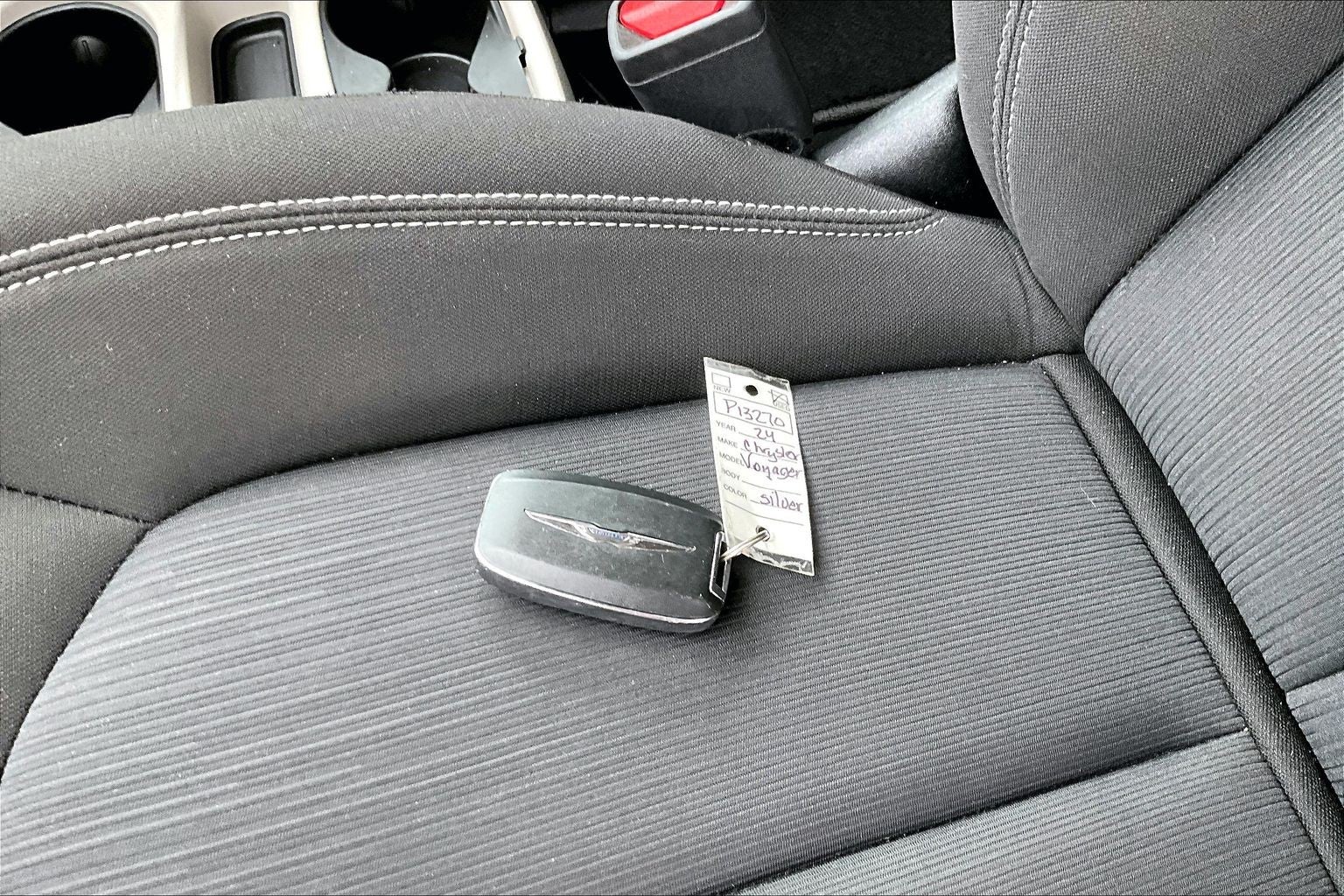 2024 Chrysler Voyager LX