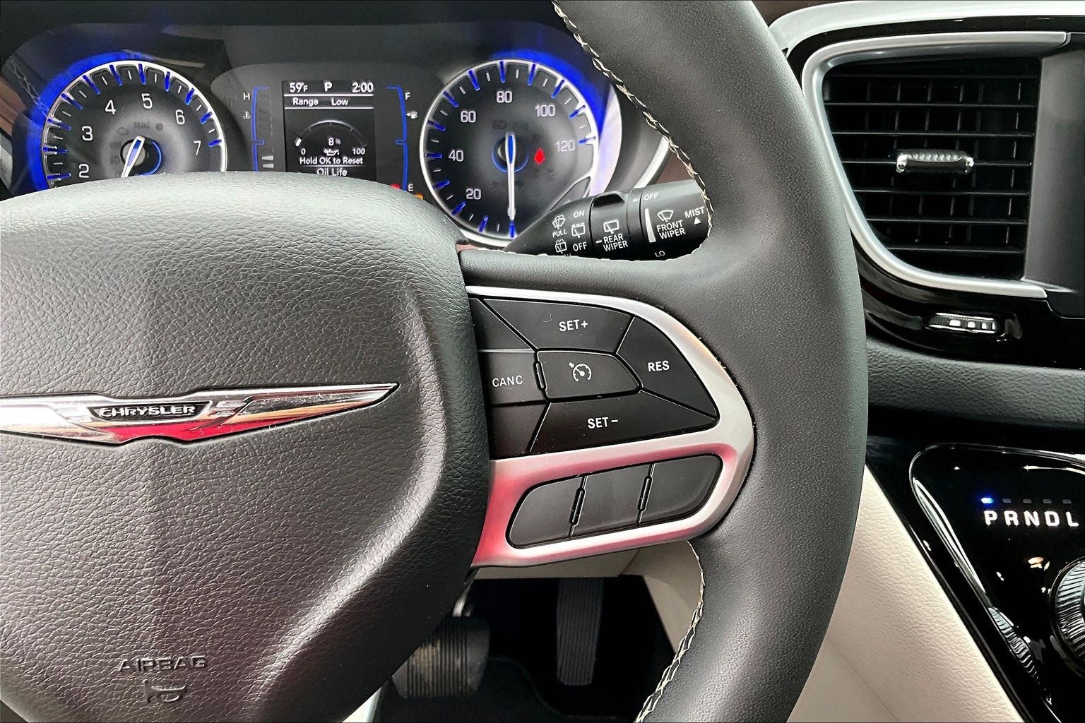 2024 Chrysler Voyager LX