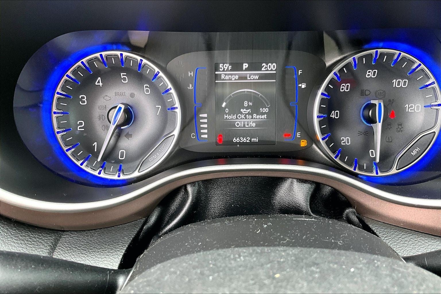 2024 Chrysler Voyager LX