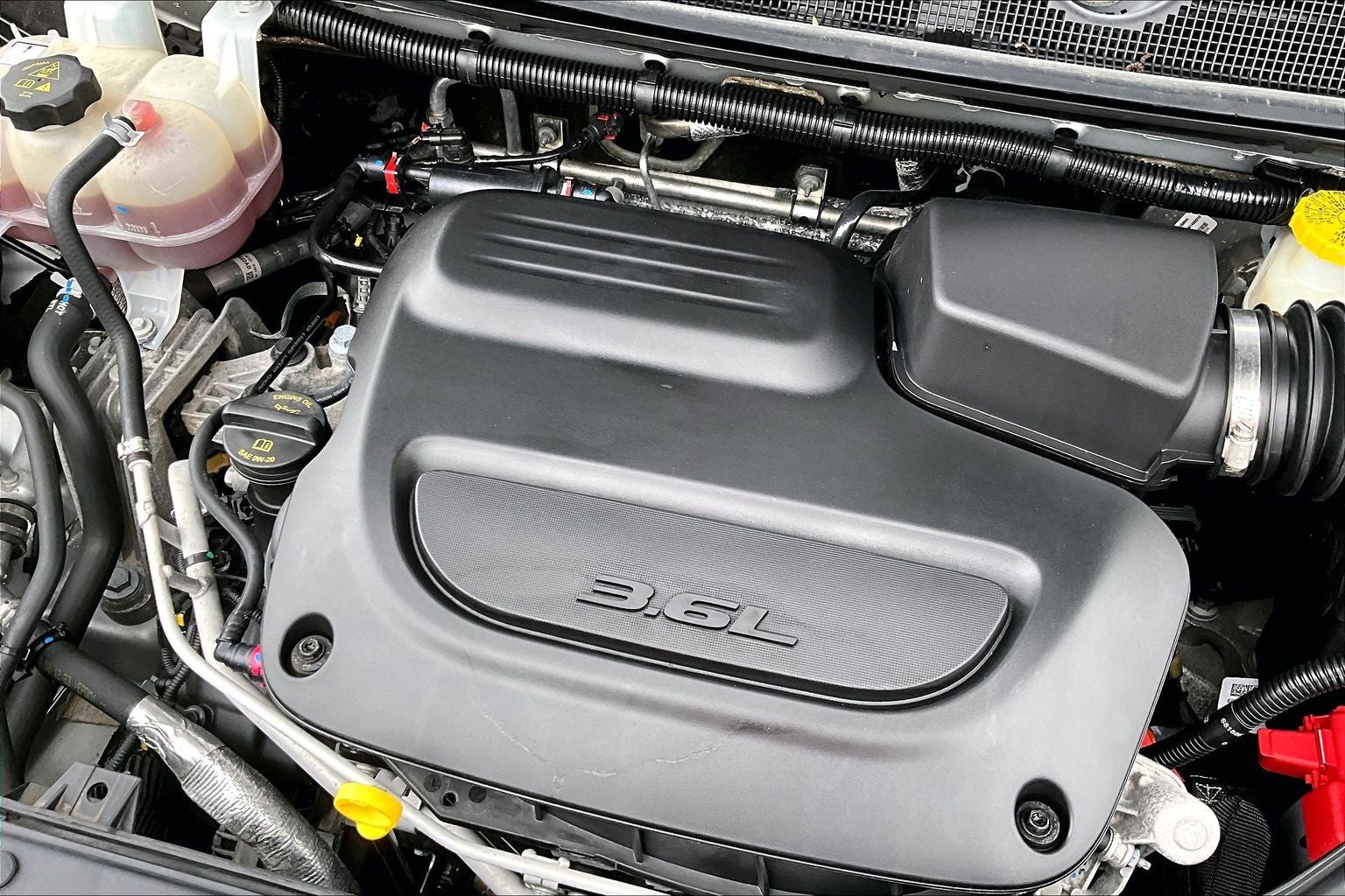 2024 Chrysler Voyager LX
