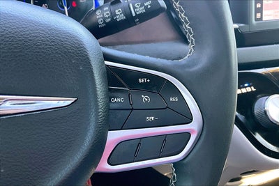 2022 Chrysler Voyager LX