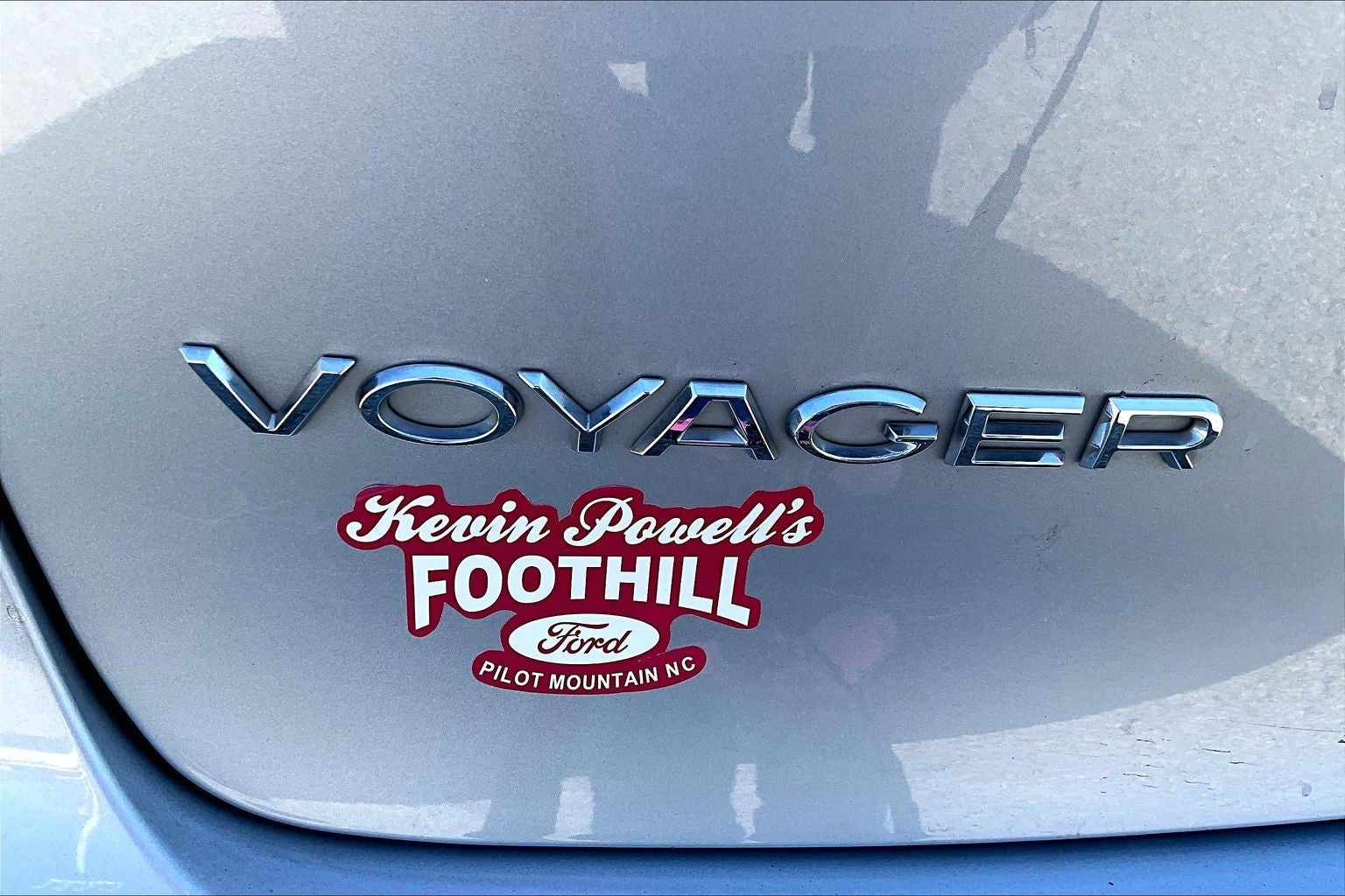 2022 Chrysler Voyager LX