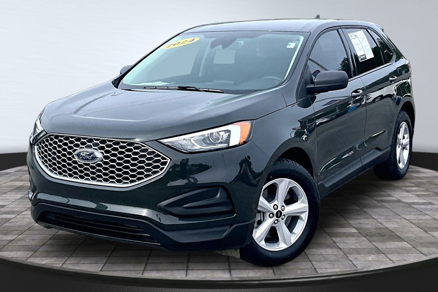 2024 Ford Edge SE