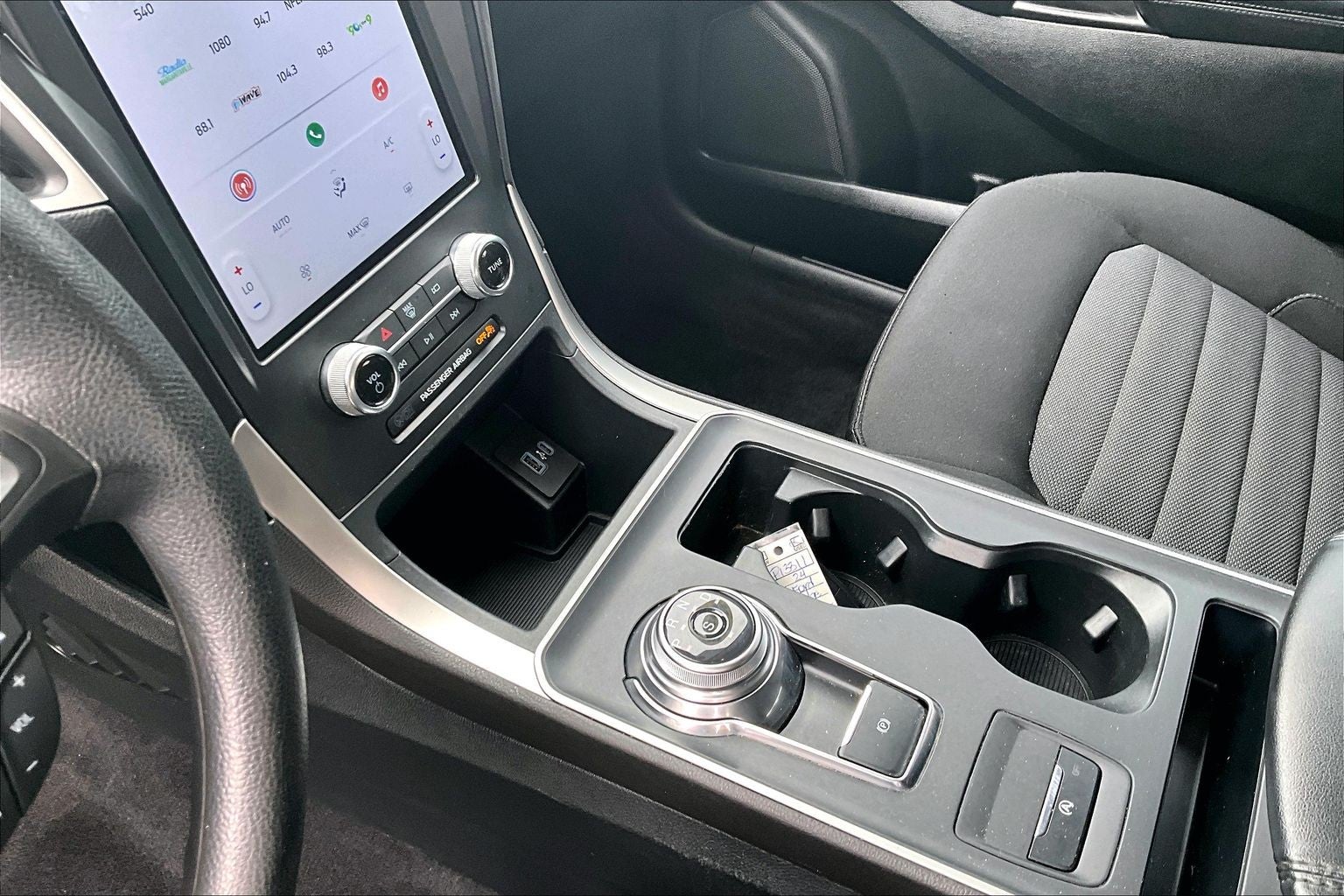 2024 Ford Edge SE