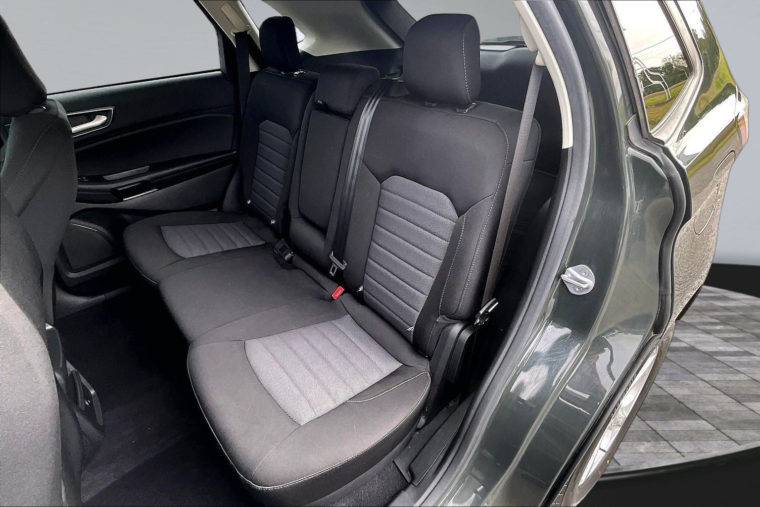 2024 Ford Edge SE