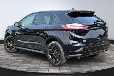 2022 Ford Edge SE