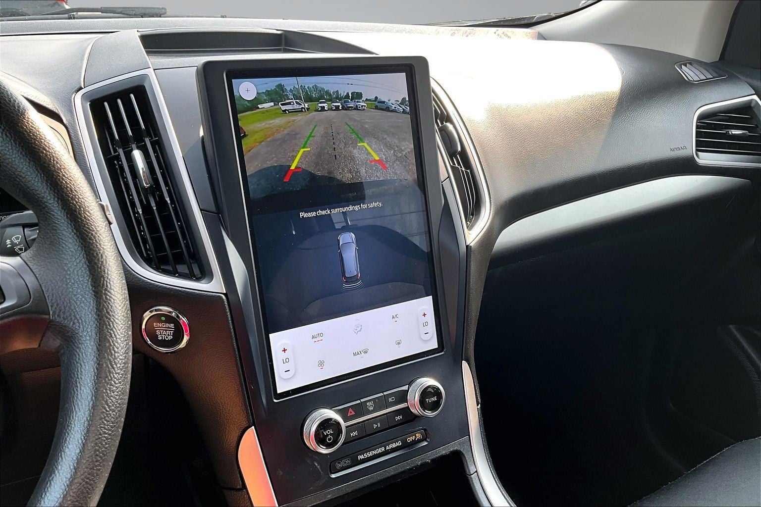 2022 Ford Edge SE