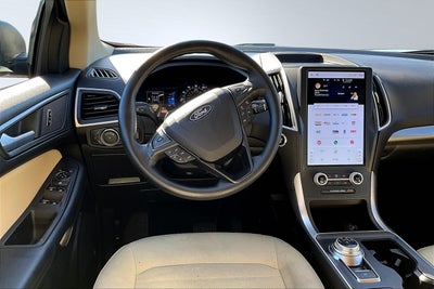 2023 Ford Edge SE