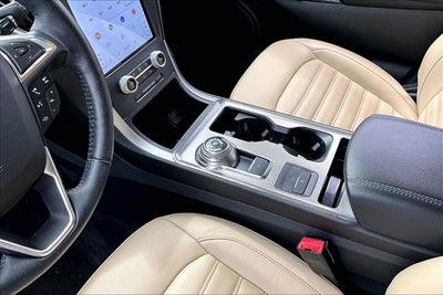 2022 Ford Edge SEL