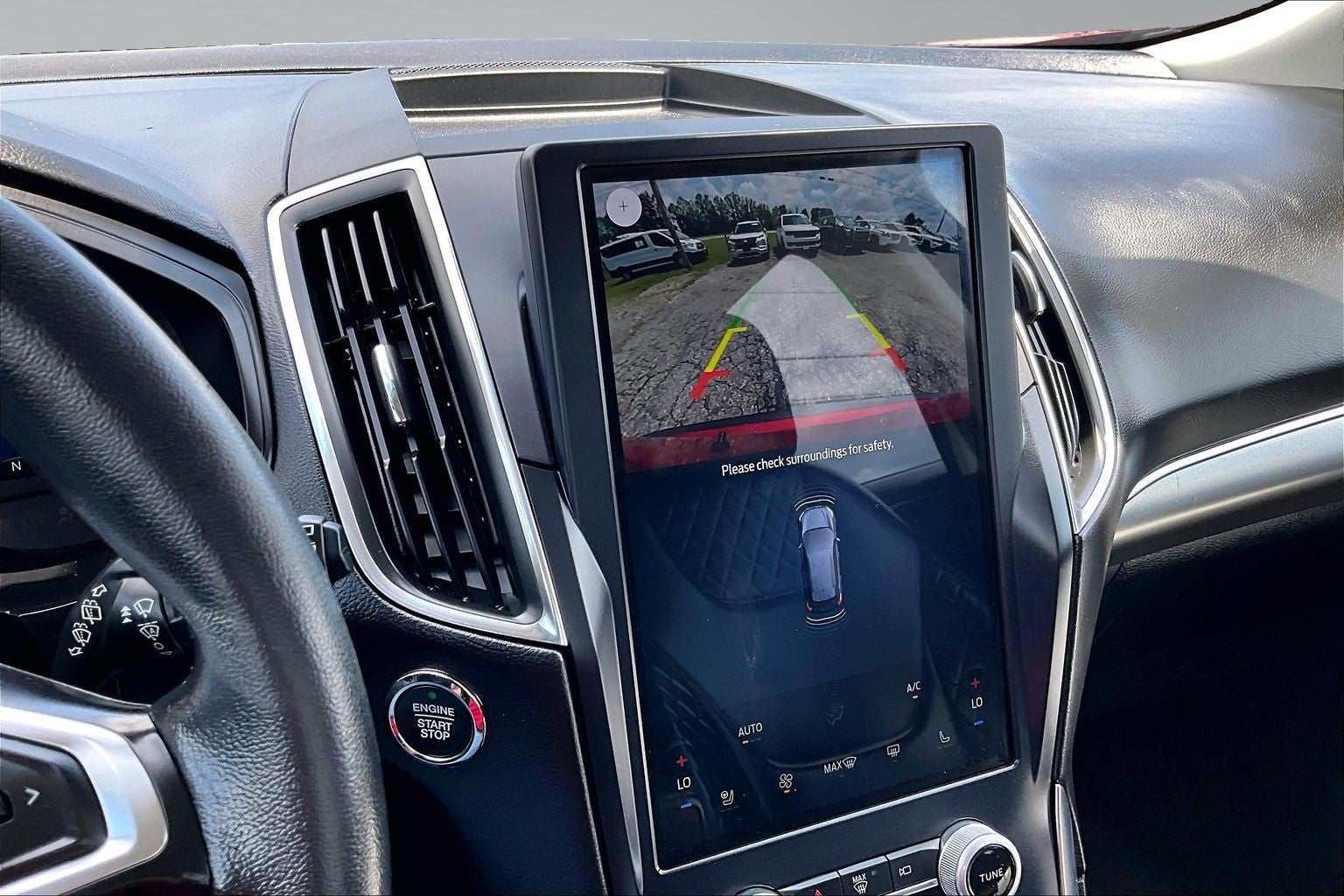 2023 Ford Edge Titanium