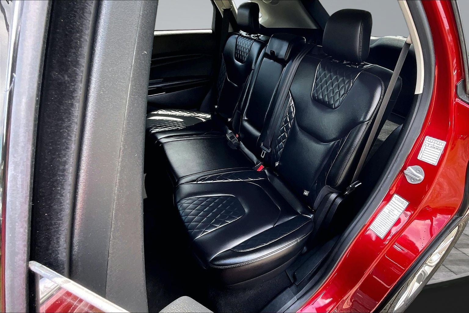 2023 Ford Edge Titanium