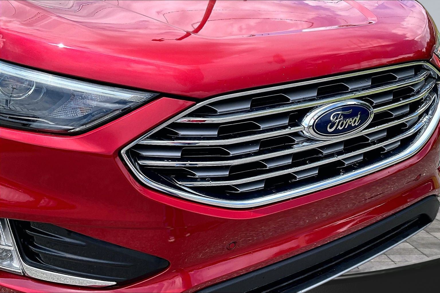 2023 Ford Edge Titanium