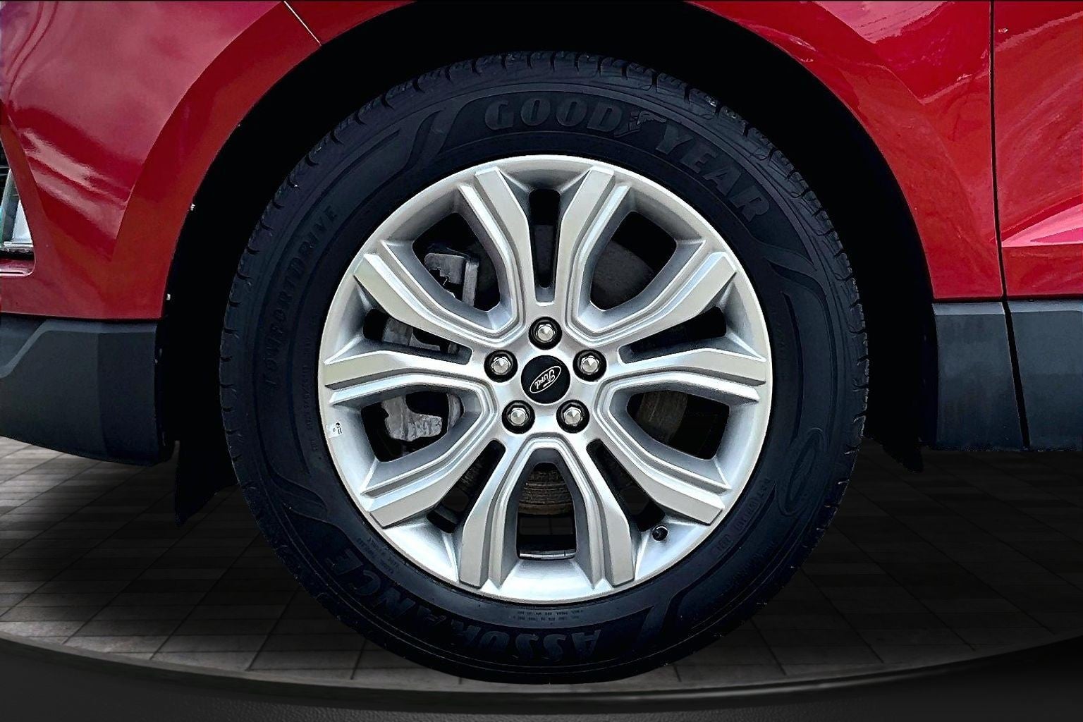 2023 Ford Edge Titanium