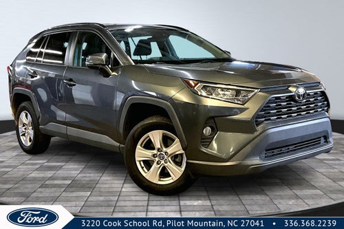 2020 Toyota RAV4 XLE
