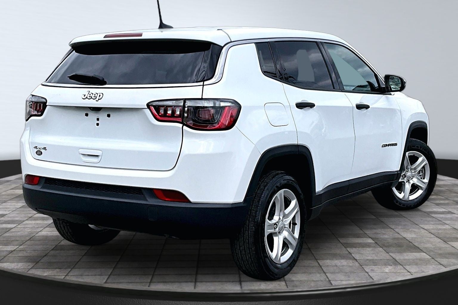 2023 Jeep Compass Sport