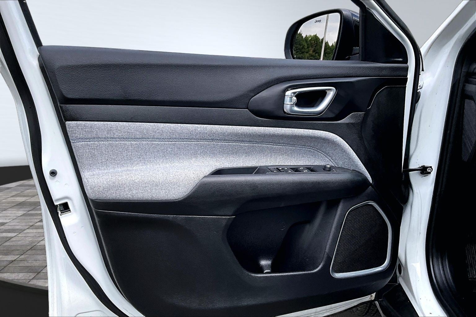 2023 Jeep Compass Sport