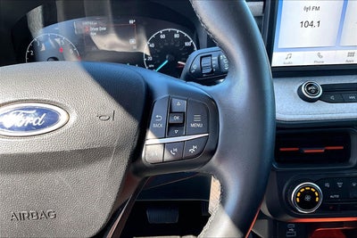 2023 Ford Maverick Base