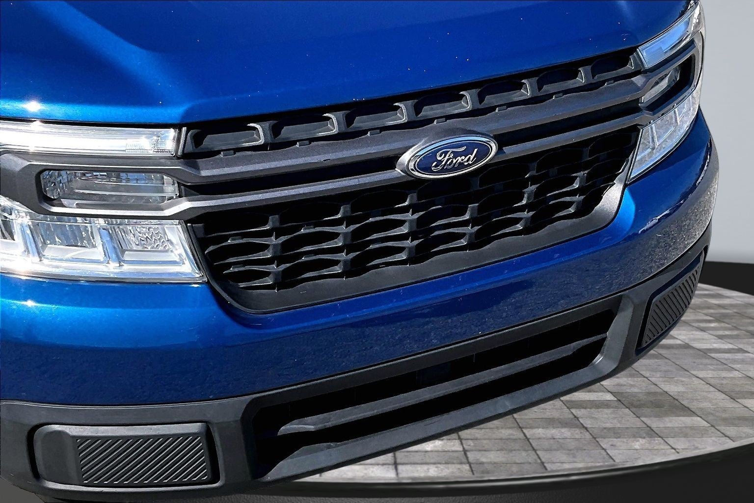 2023 Ford Maverick Base