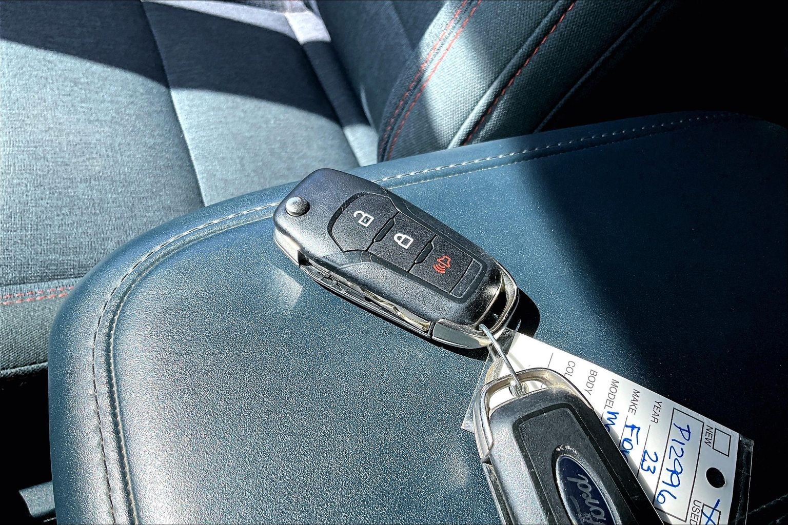 2023 Ford Maverick Base