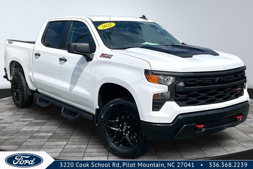 2022 Chevrolet Silverado 1500 Custom Trail Boss