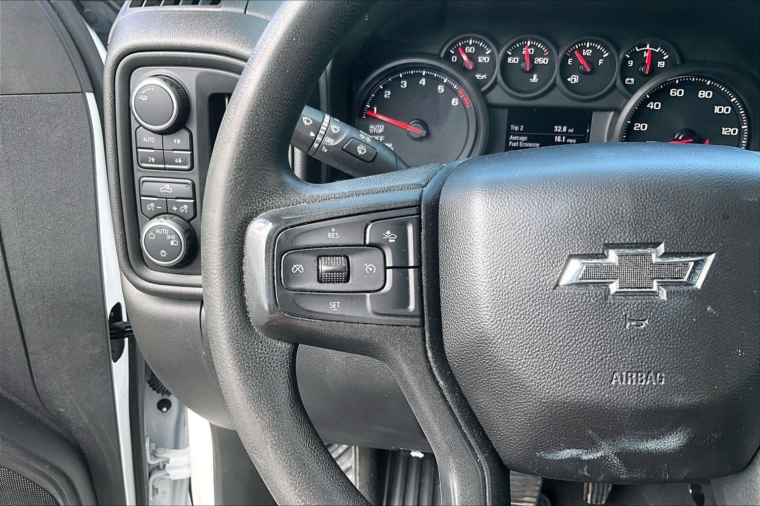2022 Chevrolet Silverado 1500 Custom Trail Boss