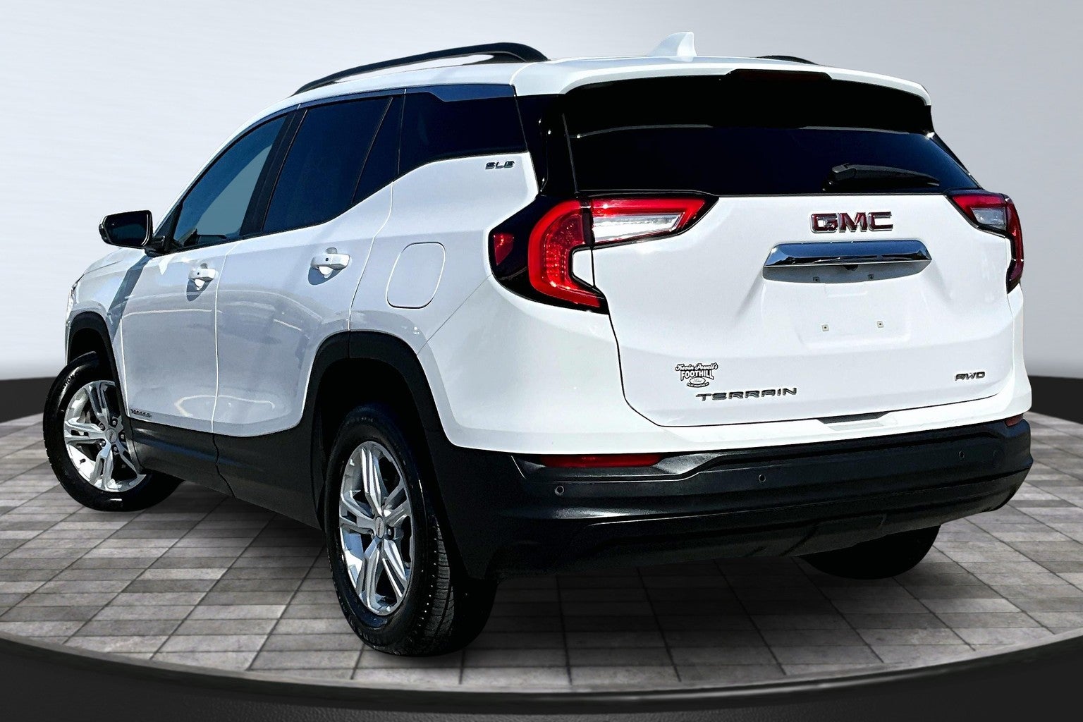 2023 GMC Terrain SLE