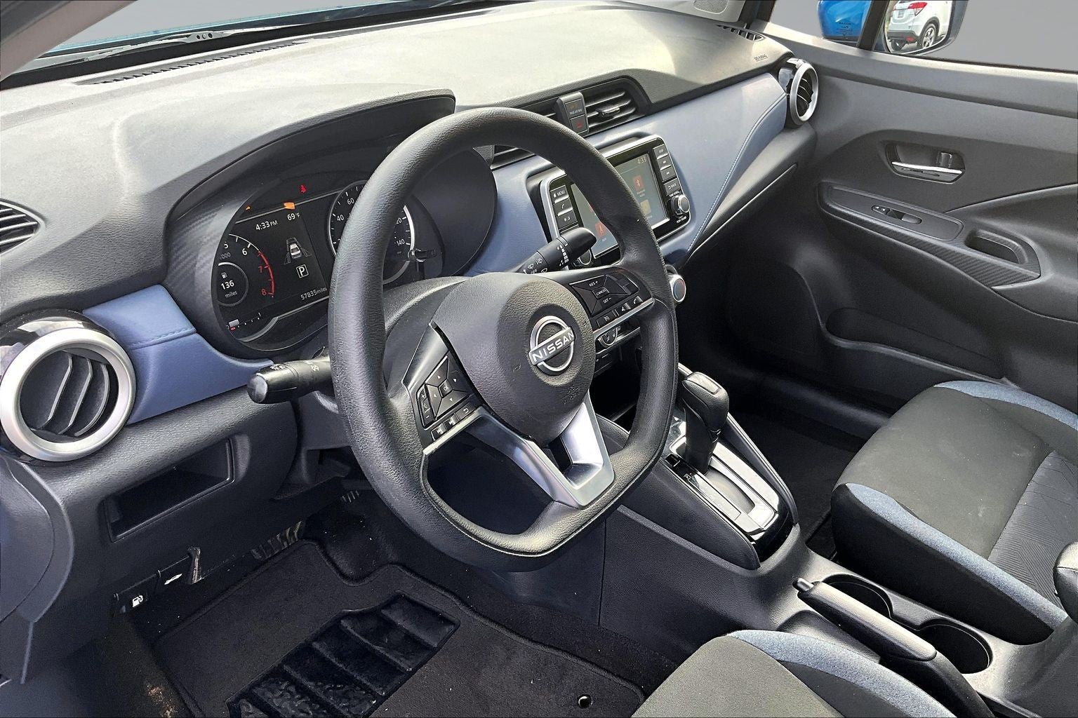2024 Nissan Versa SV