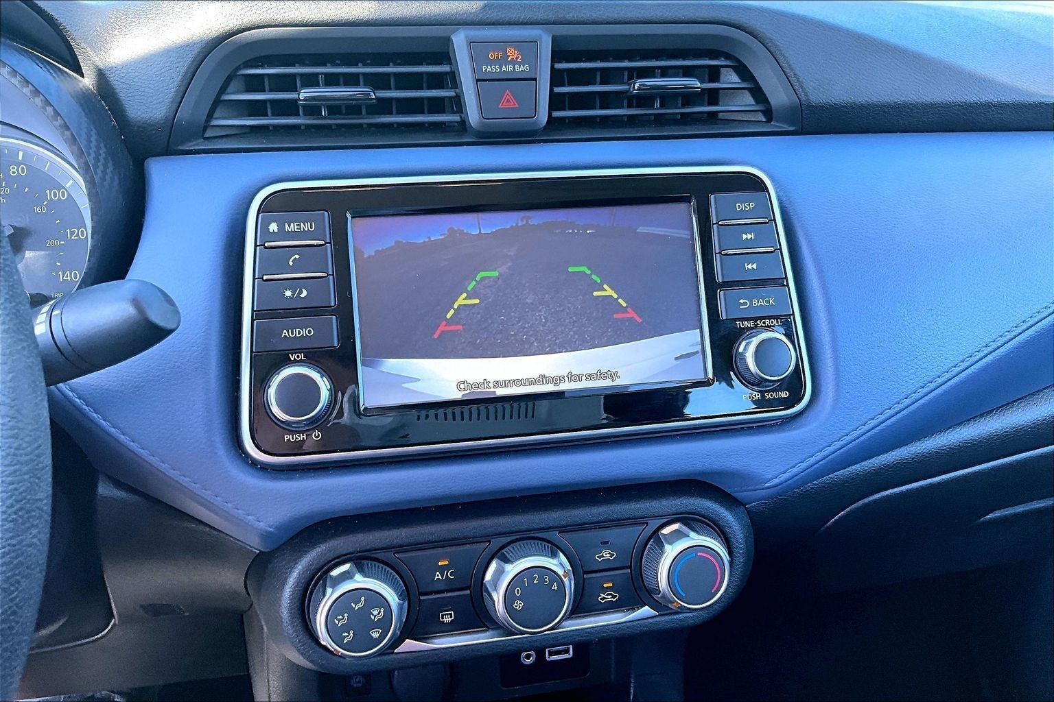 2024 Nissan Versa SV