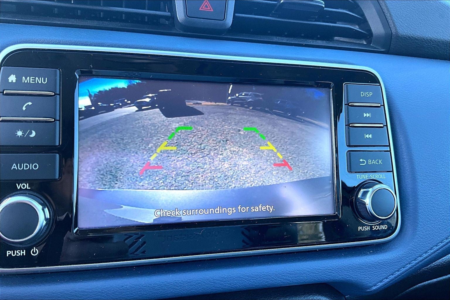 2023 Nissan Versa SV