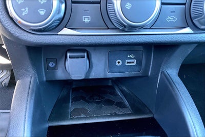 2023 Nissan Versa SV