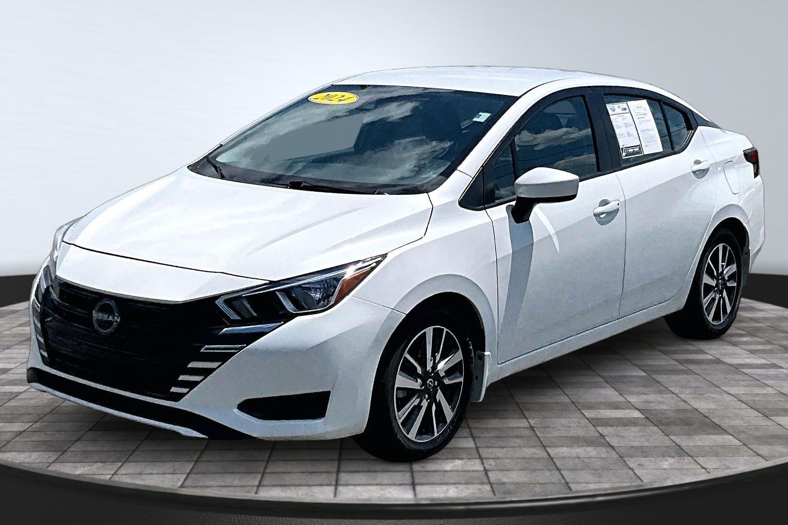 2024 Nissan Versa SV