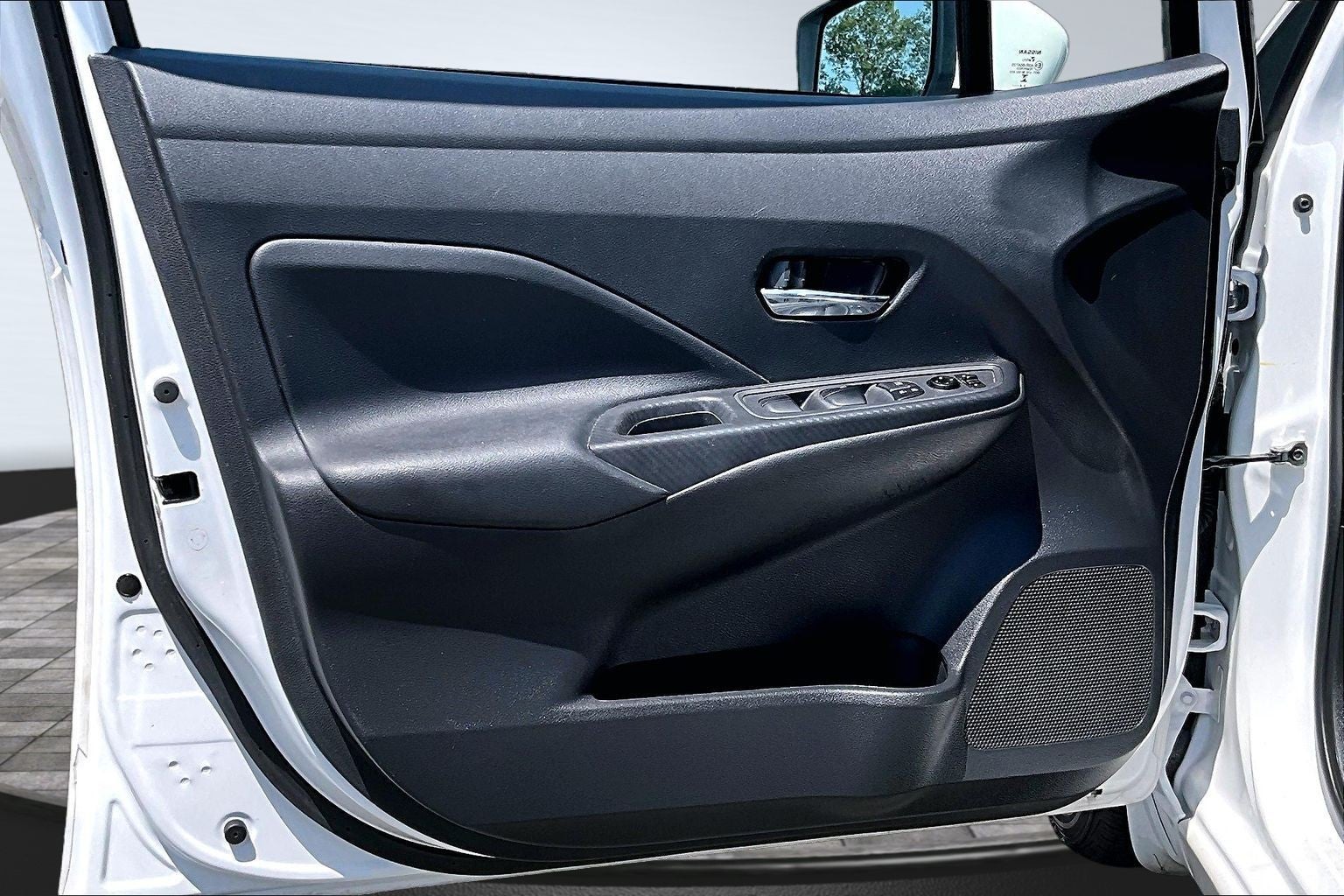 2024 Nissan Versa SV