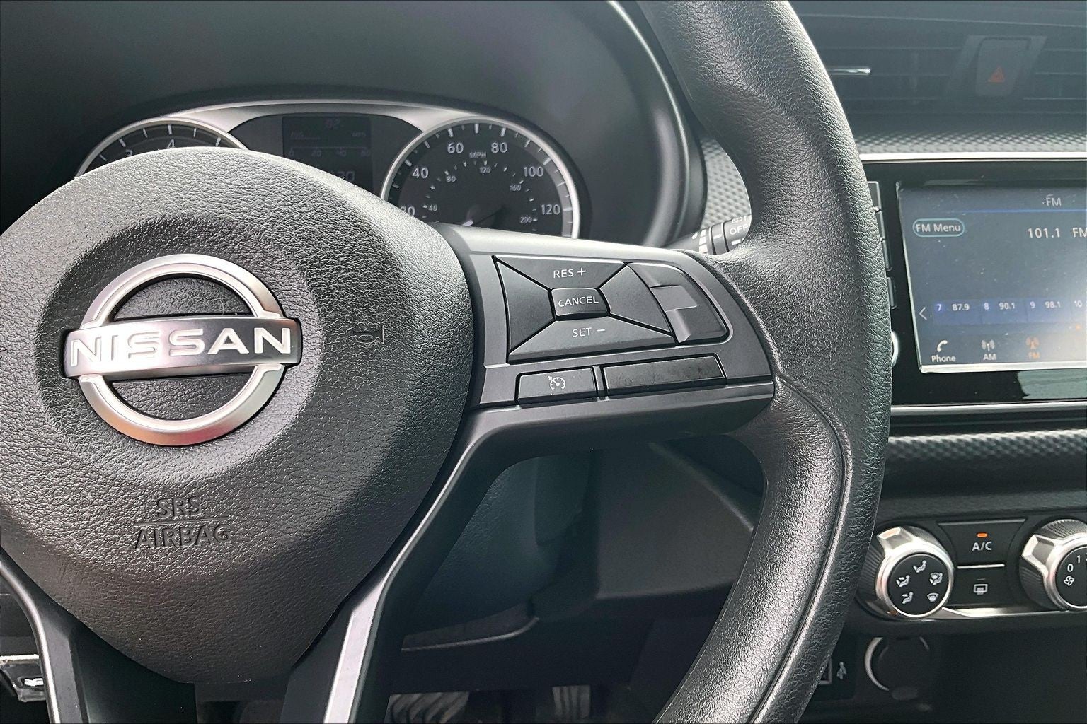 2023 Nissan Kicks S