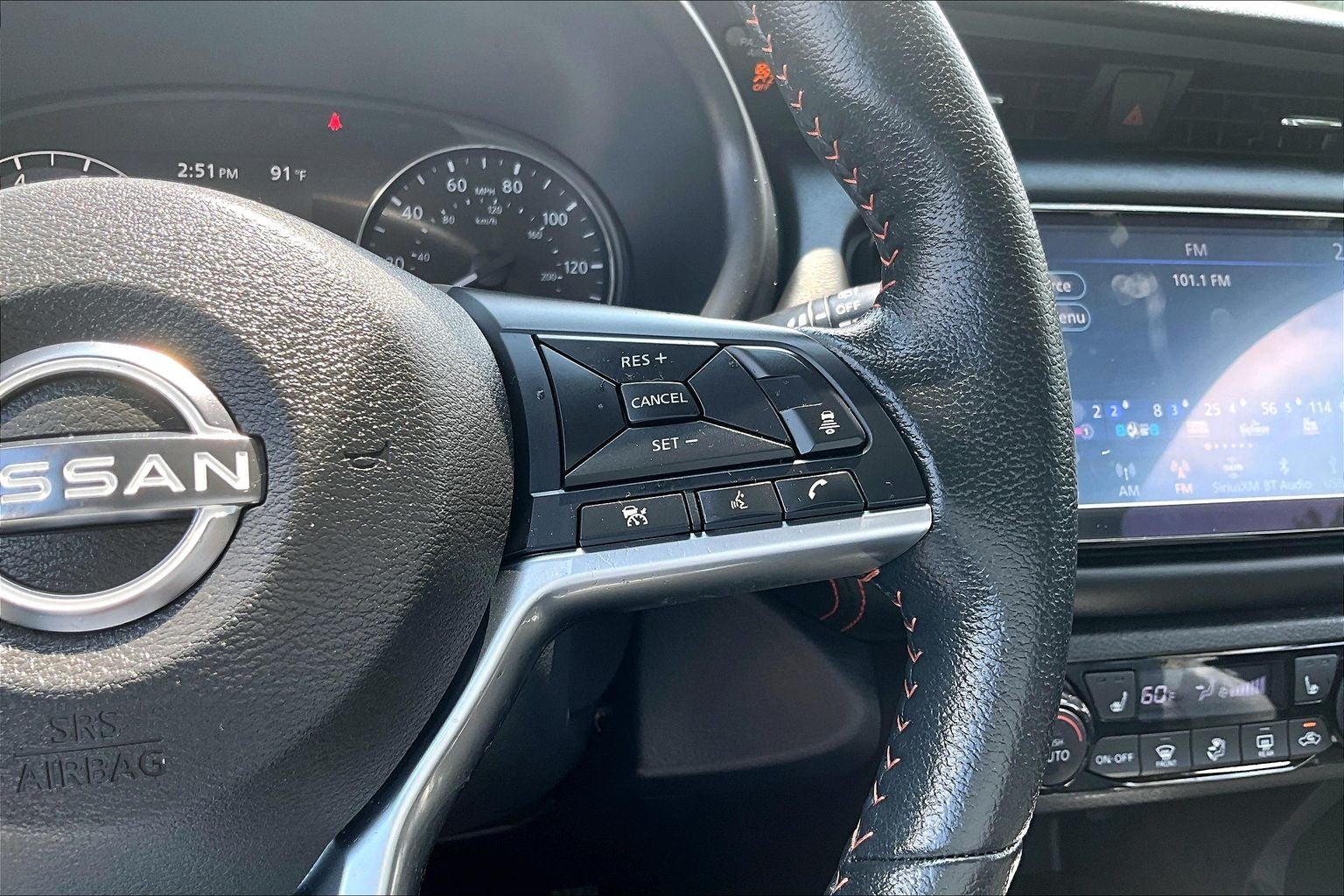 2023 Nissan Kicks SR