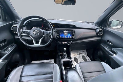 2021 Nissan Kicks SR
