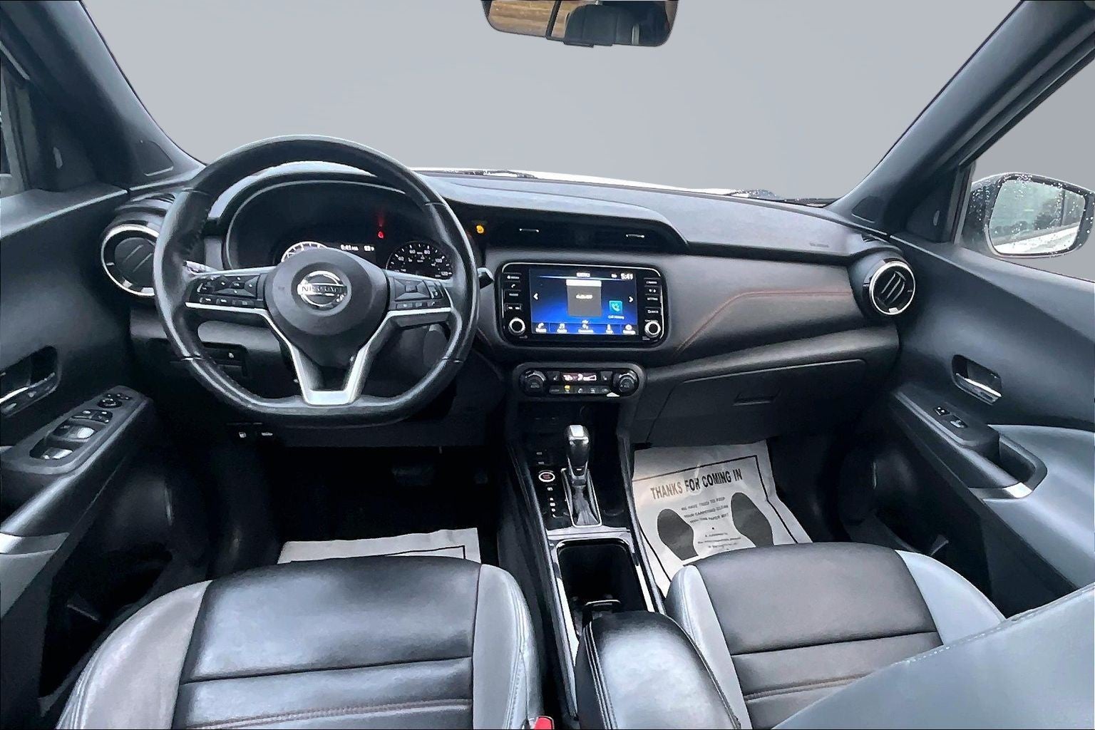 2021 Nissan Kicks SR