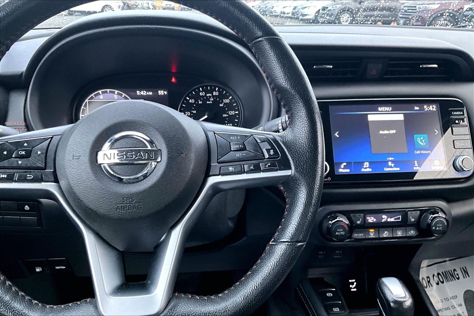 2021 Nissan Kicks SR