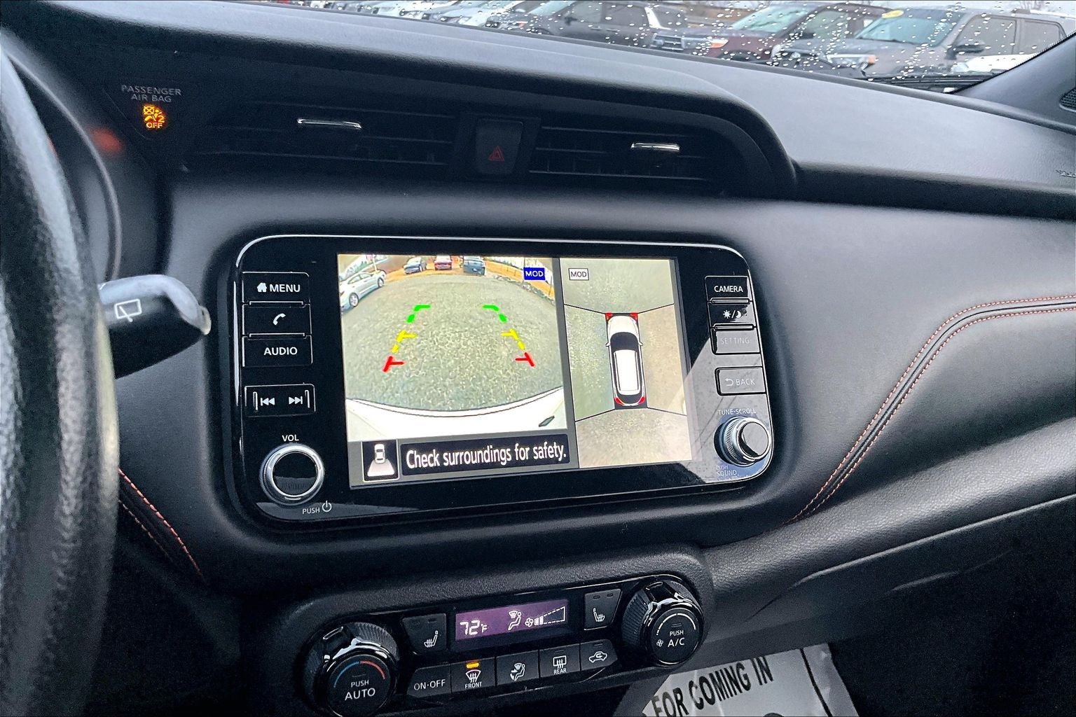 2021 Nissan Kicks SR