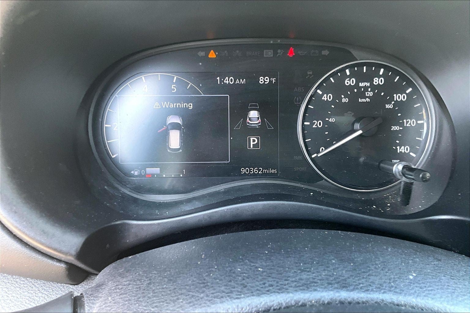 2023 Nissan Kicks SR