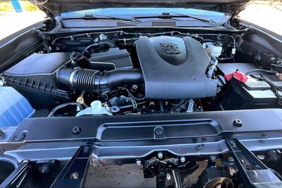 2022 Toyota Tacoma 4WD SR