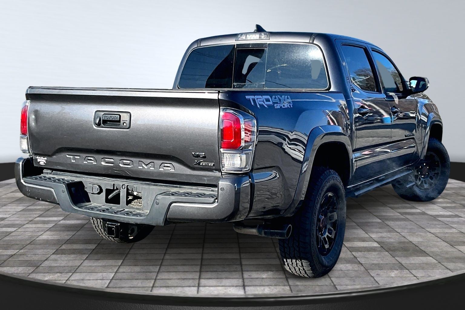 2022 Toyota Tacoma 4WD SR