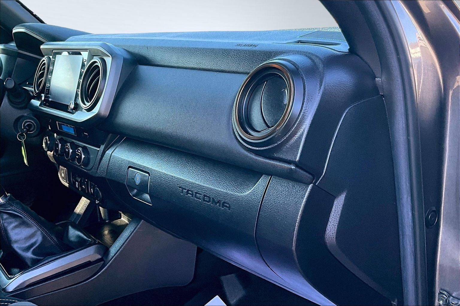 2022 Toyota Tacoma 4WD SR