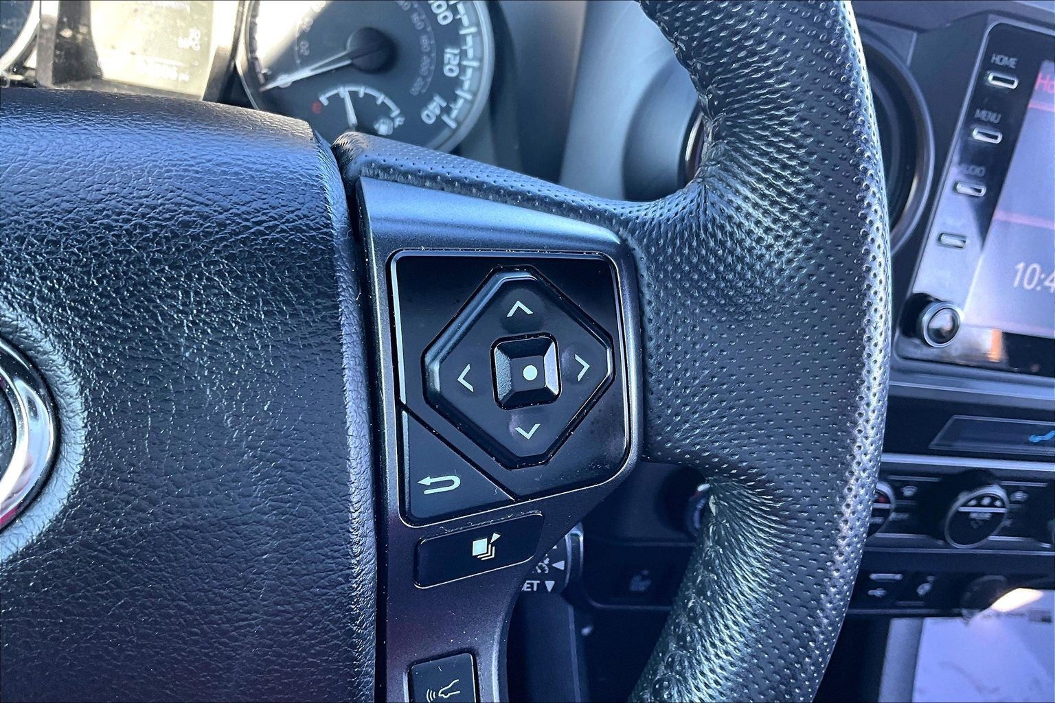 2022 Toyota Tacoma 4WD SR