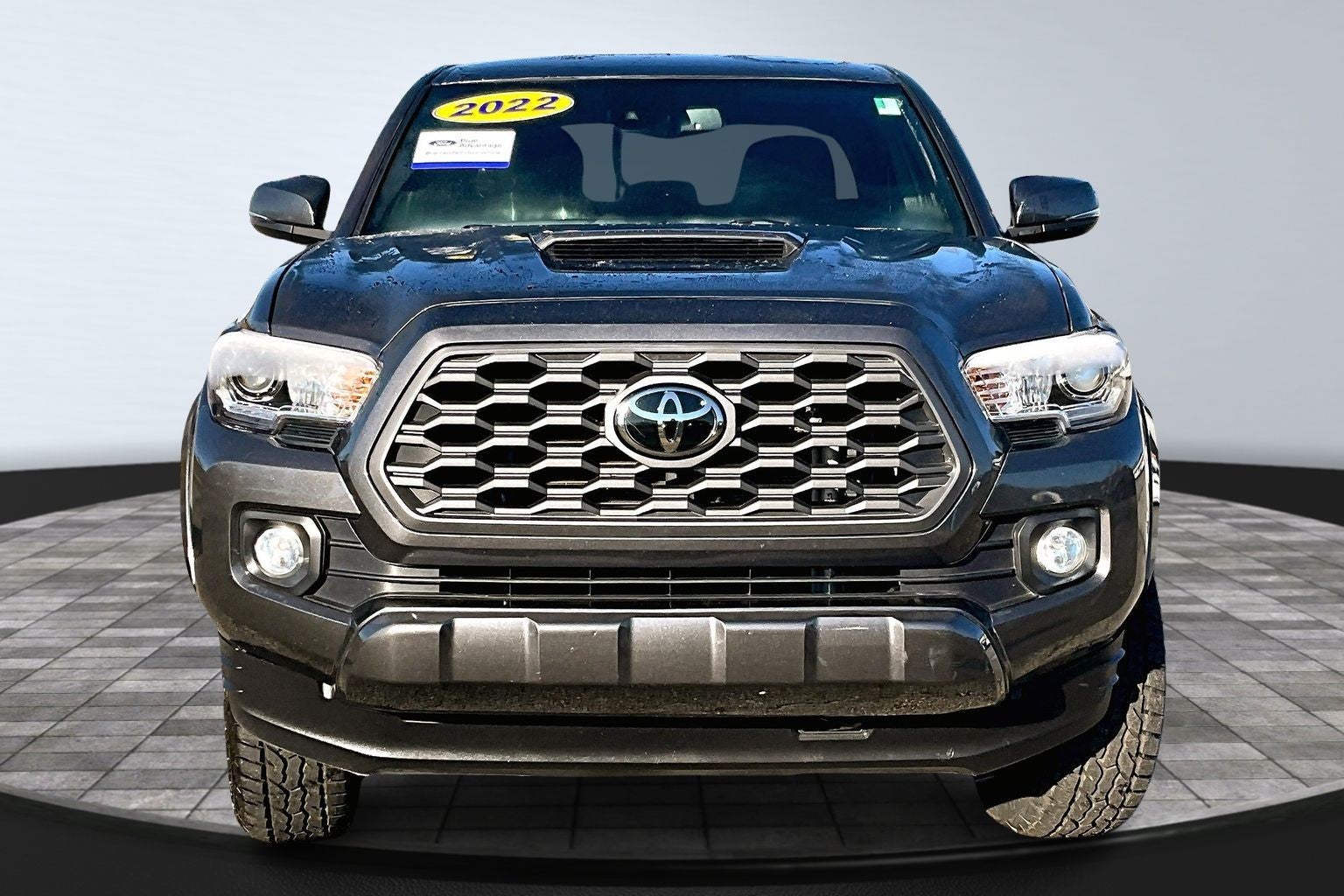 2022 Toyota Tacoma 4WD SR