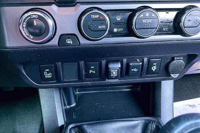 2022 Toyota Tacoma 4WD SR