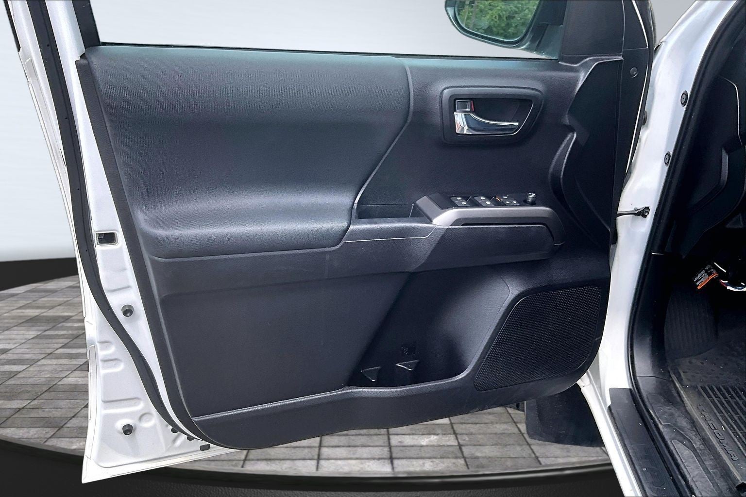 2023 Toyota Tacoma 4WD Base