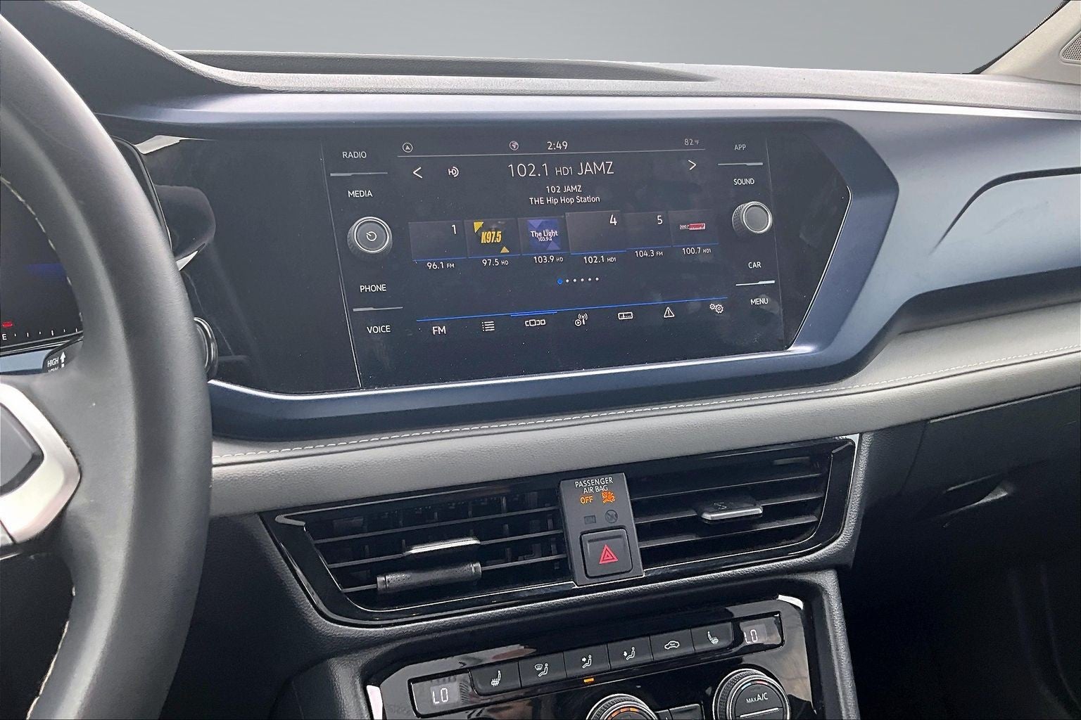 2024 Volkswagen Taos SE