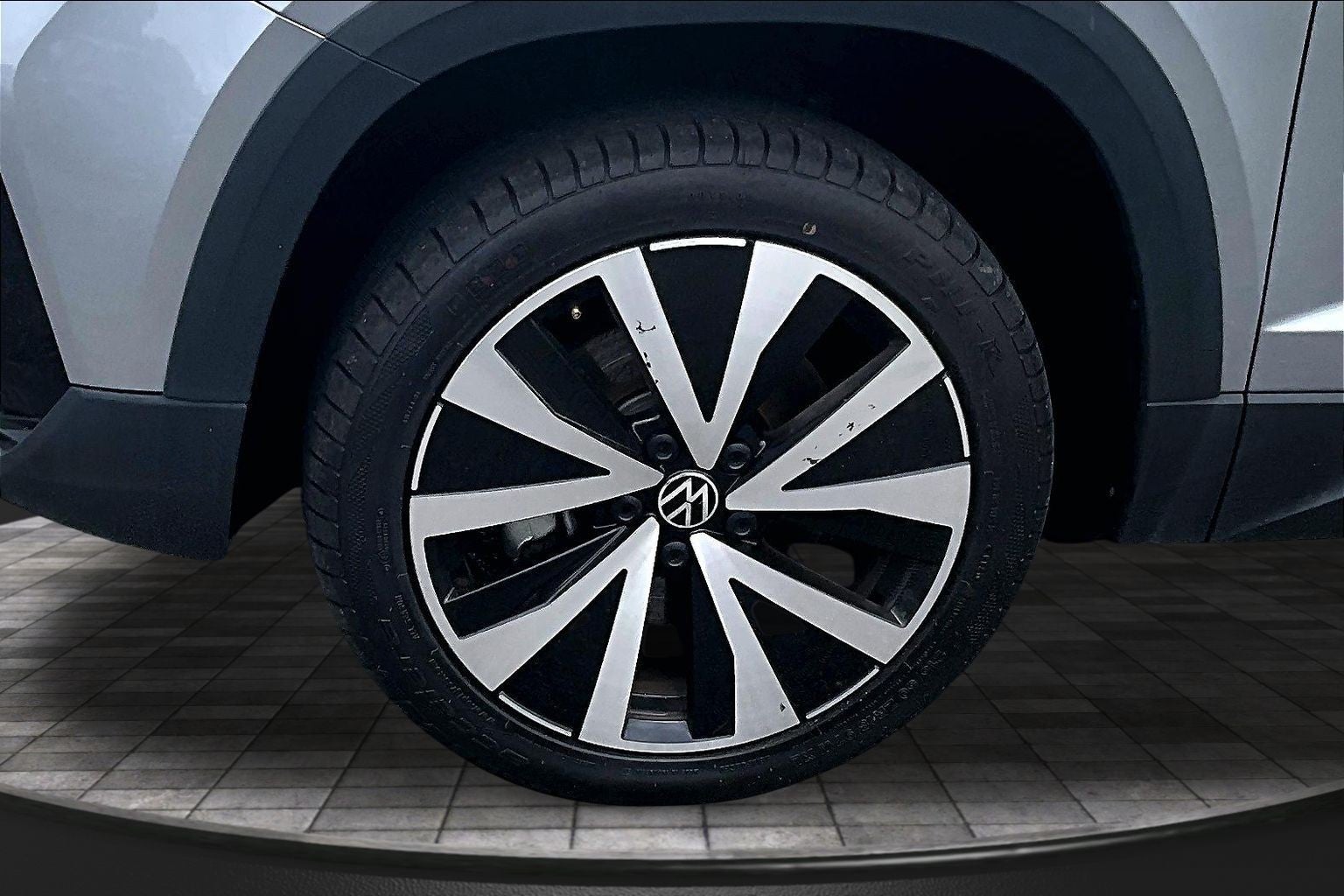 2024 Volkswagen Taos SE